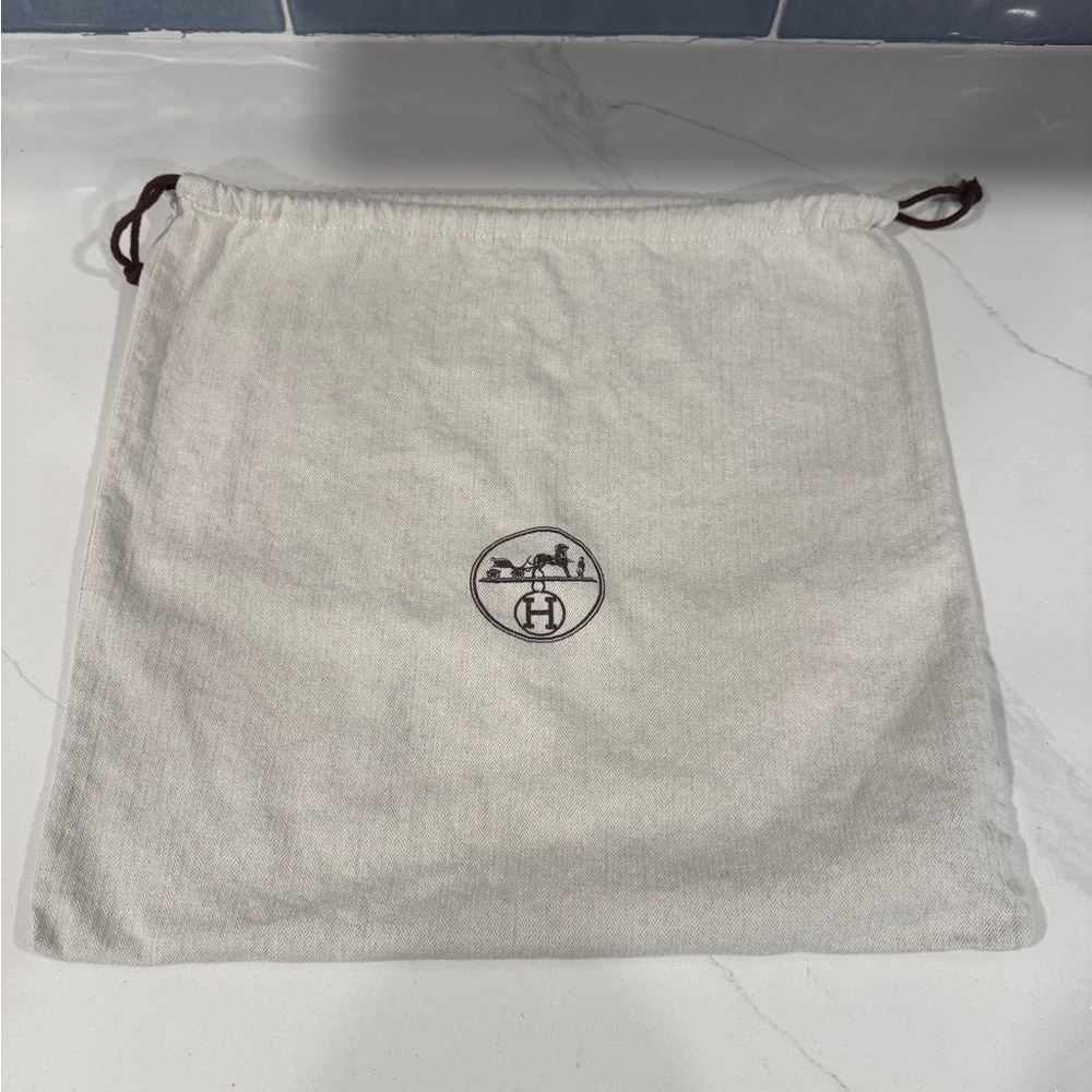 Hermes dust bag